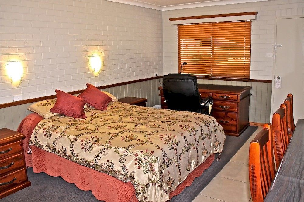 Barcaldine Country Motor Inn Dış mekan fotoğraf