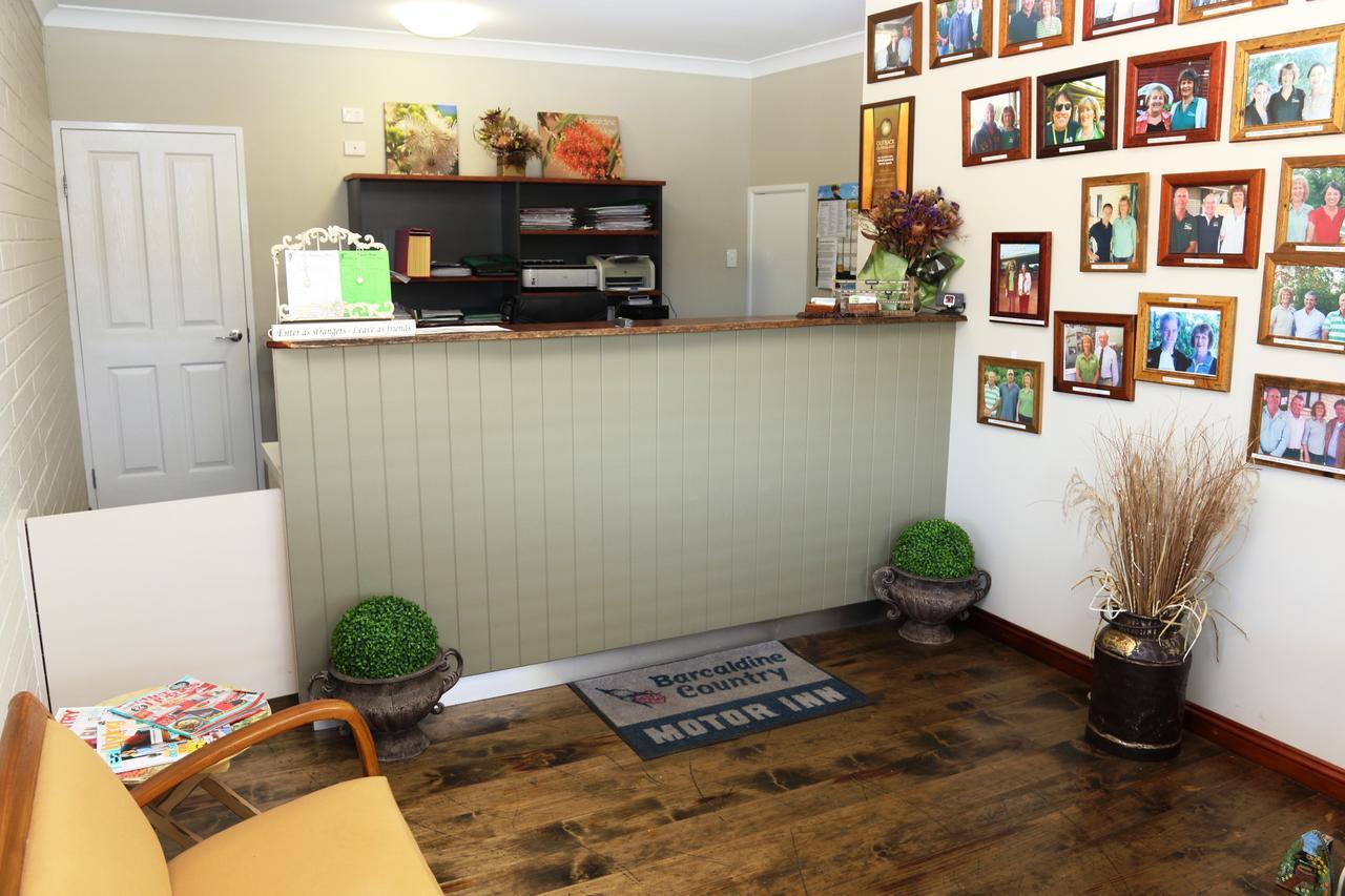 Barcaldine Country Motor Inn Dış mekan fotoğraf
