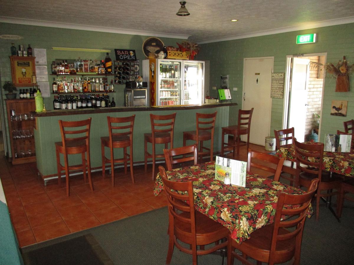 Barcaldine Country Motor Inn Dış mekan fotoğraf